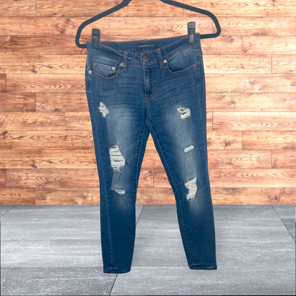 AéRopostale Flex‎ Effects Low Rise Distressed Jeans woman’s size 2